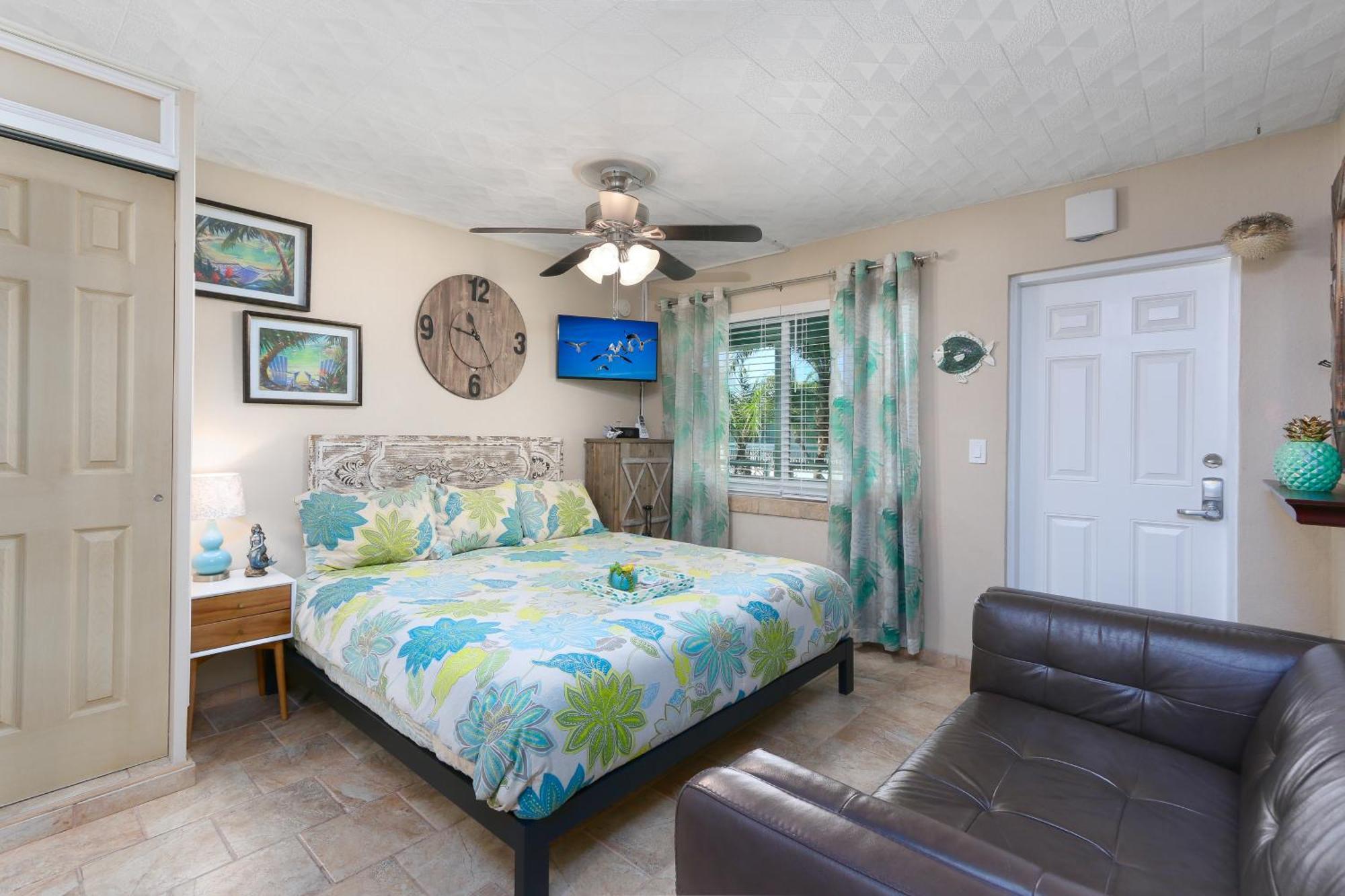 Tropic Terrace Hotell St. Pete Beach Exteriör bild